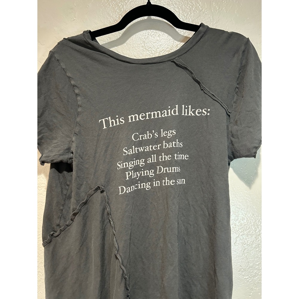 Wildfox This Mermaid Likes Asymmetrical Deconstructed Graphic Tee Gray XS - Picture 2 of 6